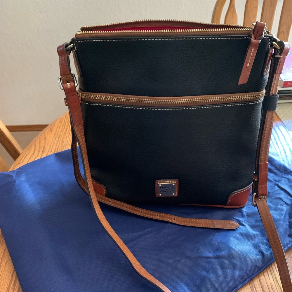 Dooney & Bourke purse
